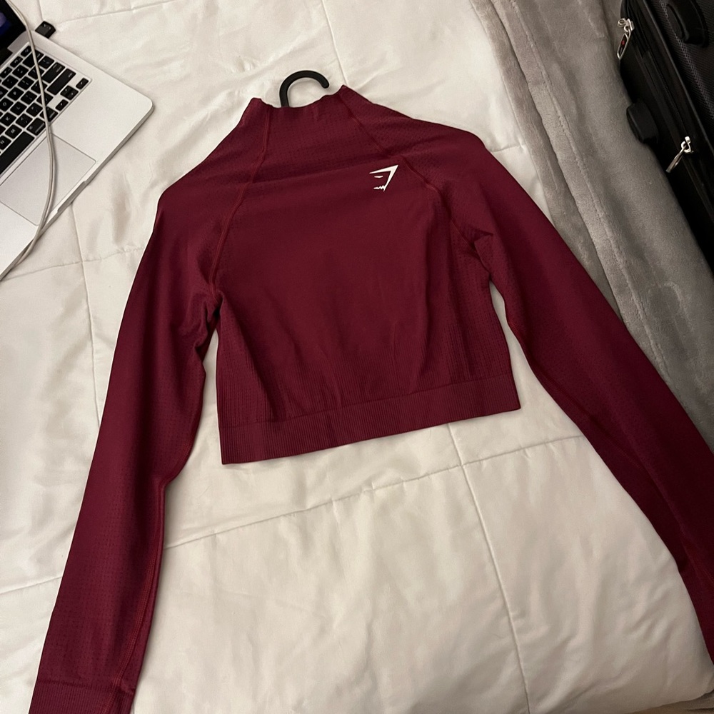 Gymshark top